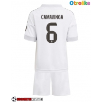 Otroške Nogometnih dresov Real Madrid Eduardo Camavinga #6 Domači 2025-26 Kratki rokavi (+ hlače)